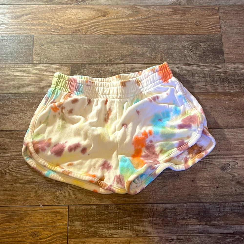 shorts with painted look